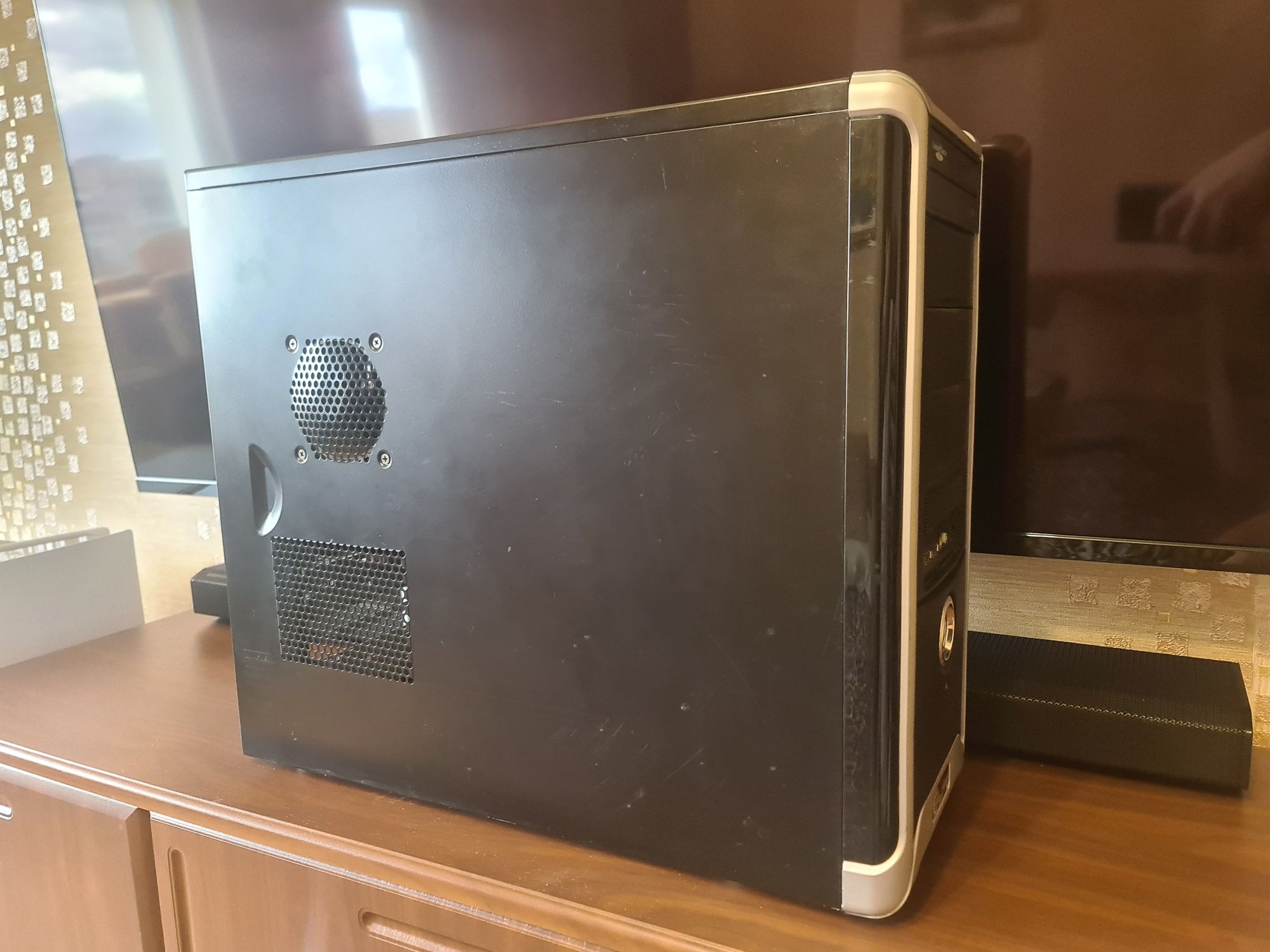 Системний блок Core 2 Duo E6750/3Gb DDR2/HDD 500Gb/ATI HD4600/DVD-RW