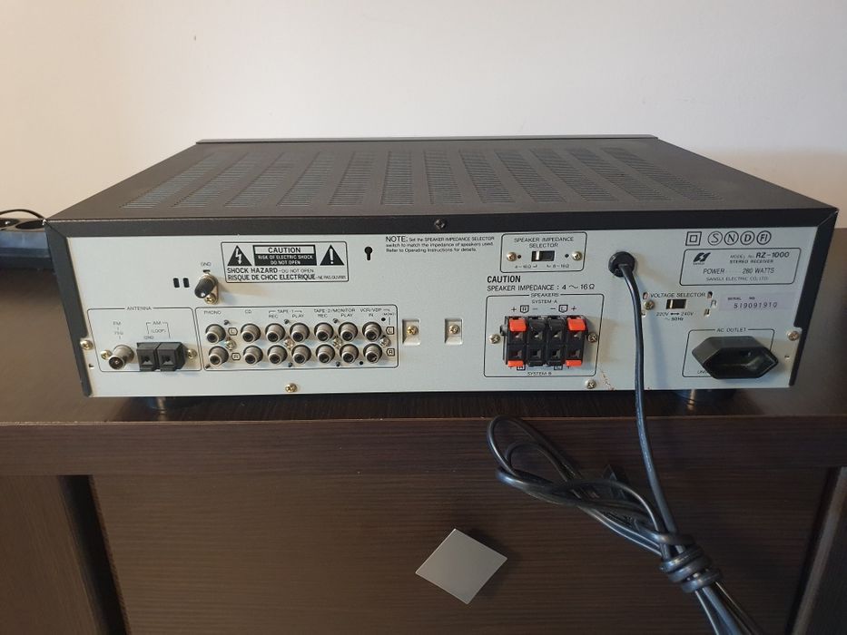 Sansui RZ-1000 Amplituner stereo