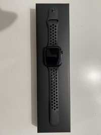 Apple Watch 7 Nike+