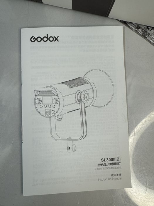 Світло Godox SL300IIIBi біколор LED для фото і відео