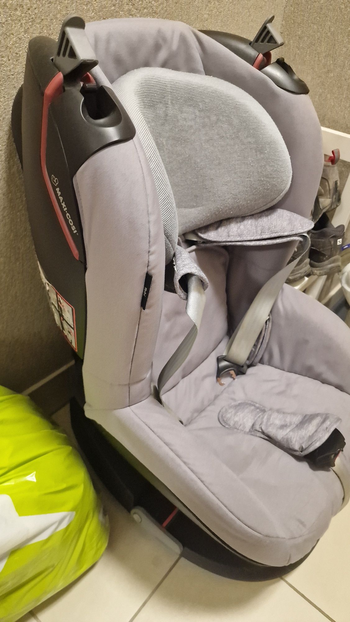 Fotelik Maxi Cosi Toby 9- 18 kg