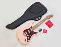 Fender Limited Edition Player Stratocaster HSS Roasted Neck