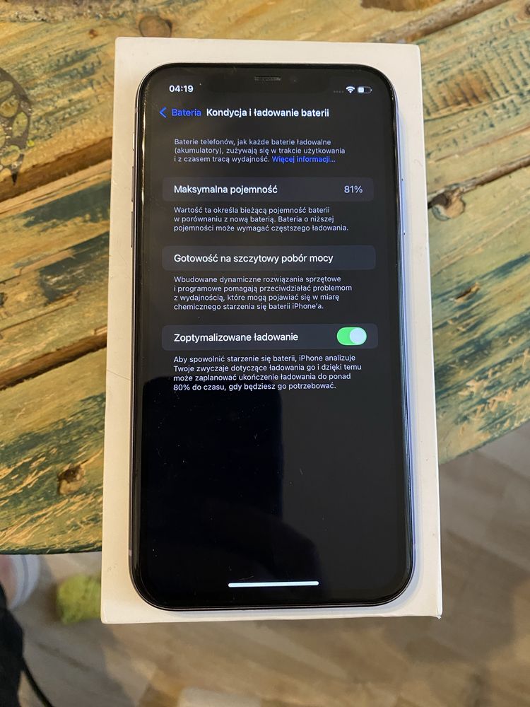 Telefon smartfon Iphone 11 czerwony 64GB sprawny 100%  Apple