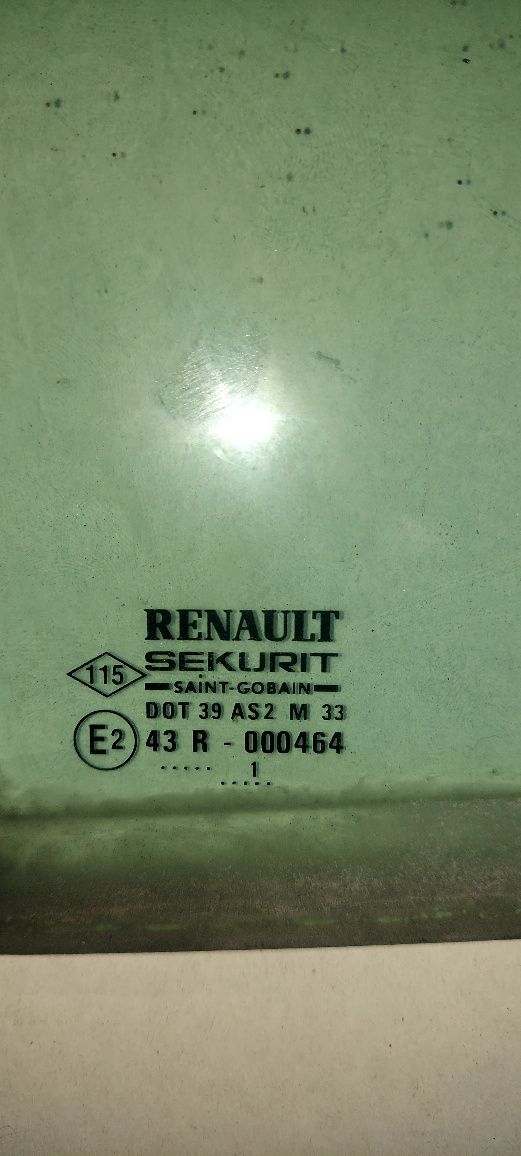Скло renault megan 1 універсал