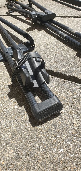 Barras de tejadilho e suportes de bicicleta