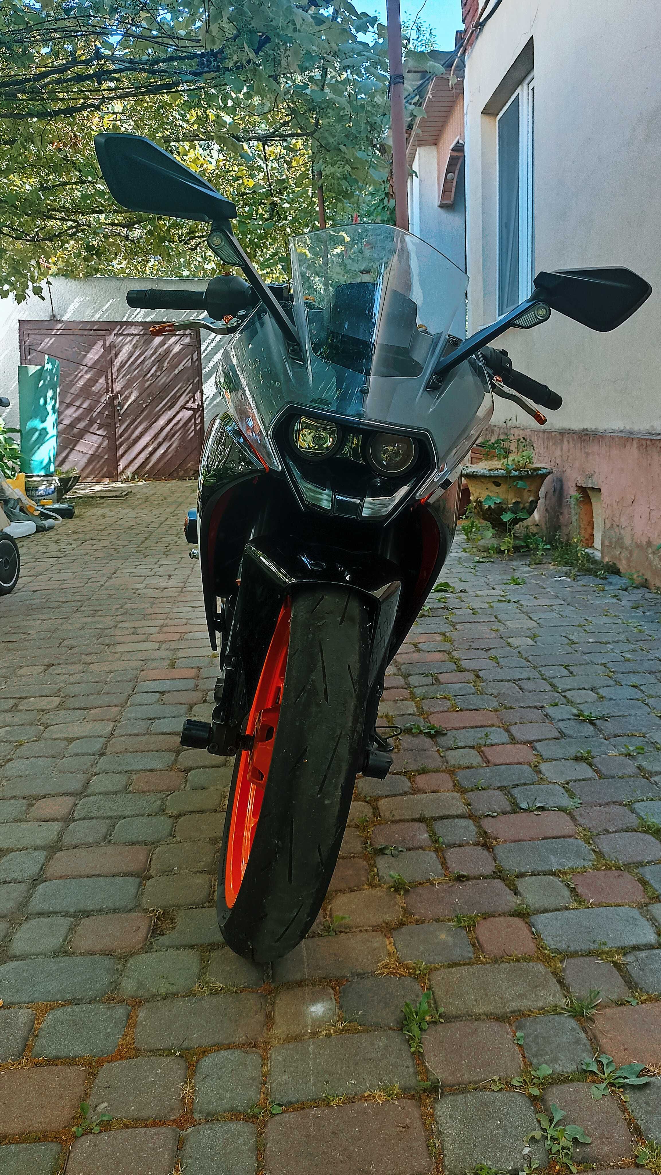Мотоцикл KTM RC390 2017