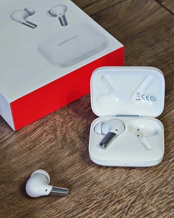 OnePlus Buds Pro - stan jak nowe