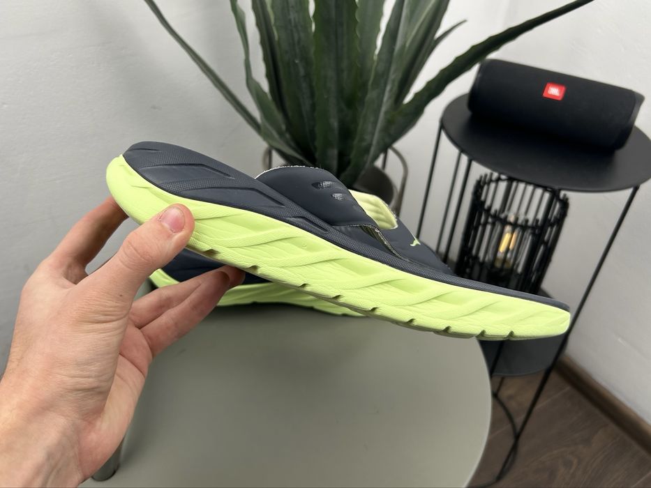 Оригінал! Тапочки шльопки Hoka Ora Recovery 45 розмір М05868