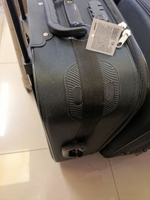 Чемодан средний 1500