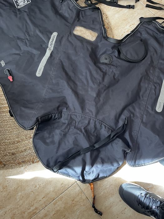 Capa Tucano Ubrano impremeavel para chuva scooter 125/150