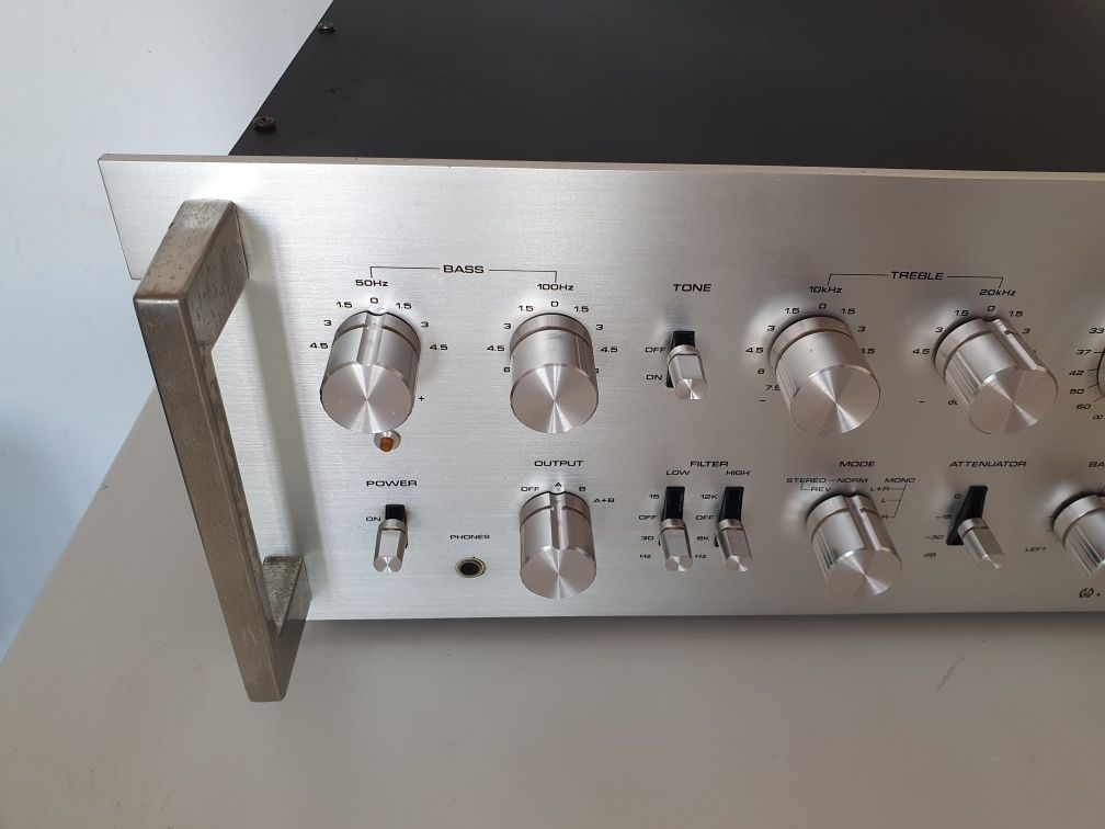 Pioneer c-77 , SPEC-1 . Przedwzmacniacz vintage
