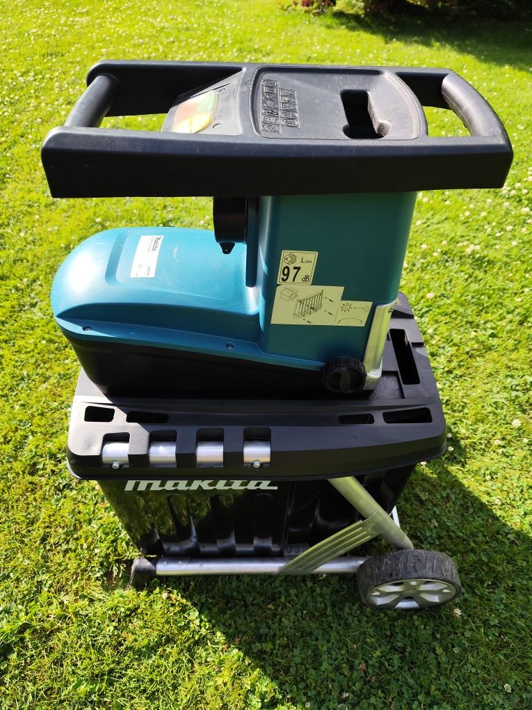 Makita UD2500 rozdrabniacz