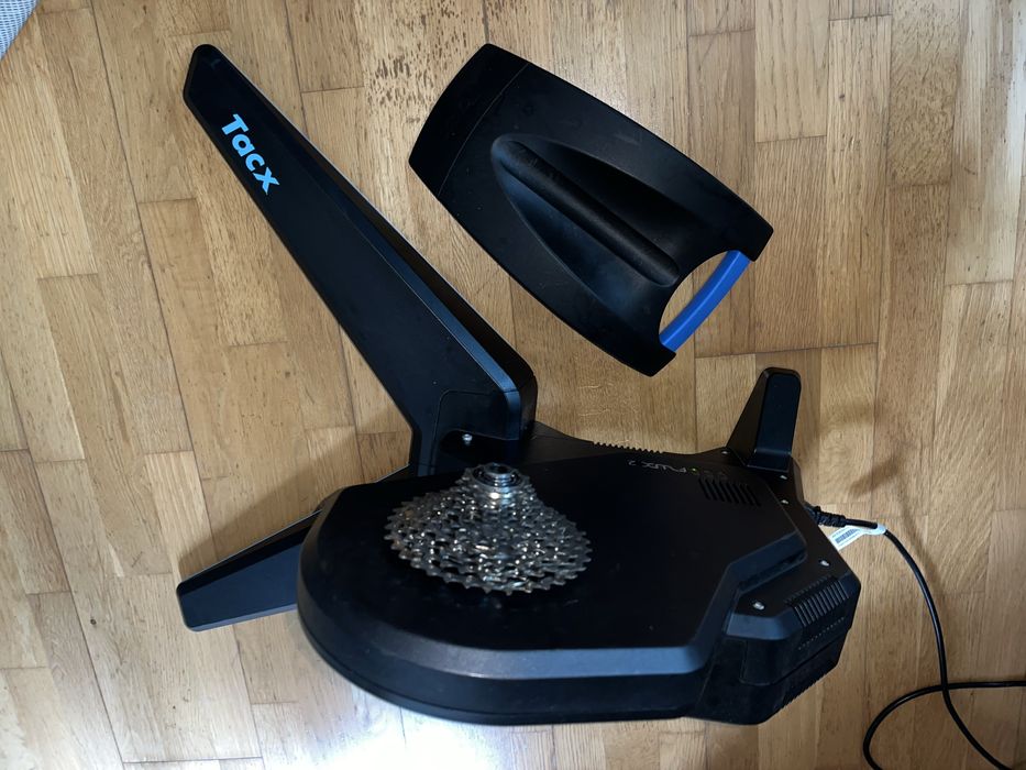 Rolo de treino Tacx FLUX 2 Smart