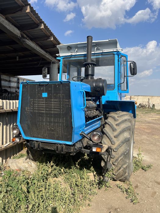 Продам ХТЗ 12221 ямз 236