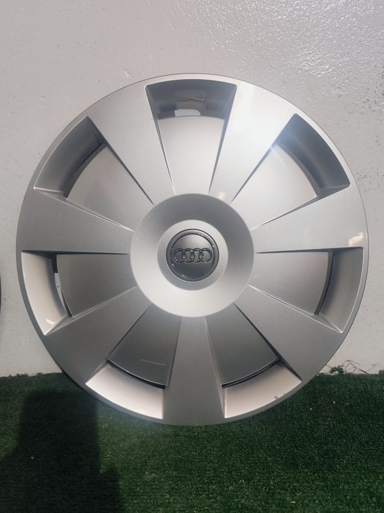Kołpaki oryginalne Audi A3 A4 A6 16" stan BDB