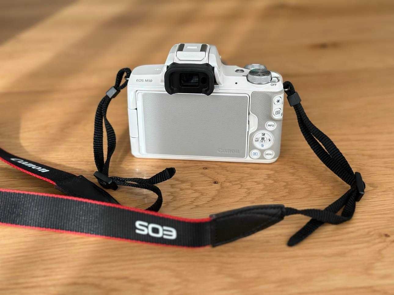 Aparat fotograficzny Canon EOS M50, 24,1 megapiksela (biały)