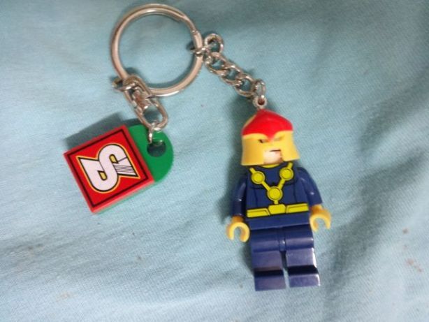 Porta-chaves tipo Lego Super Heróis - ver outras fotos (novo)