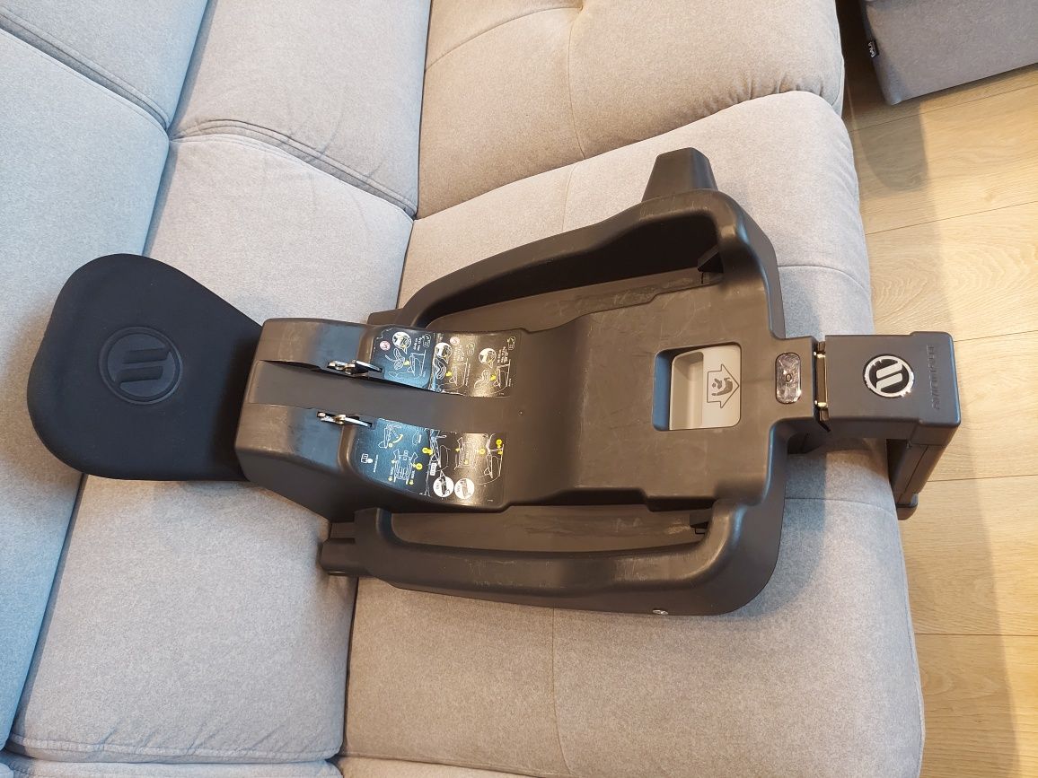 Fotelik z bazą Avionaut Pixel 0-13 kg