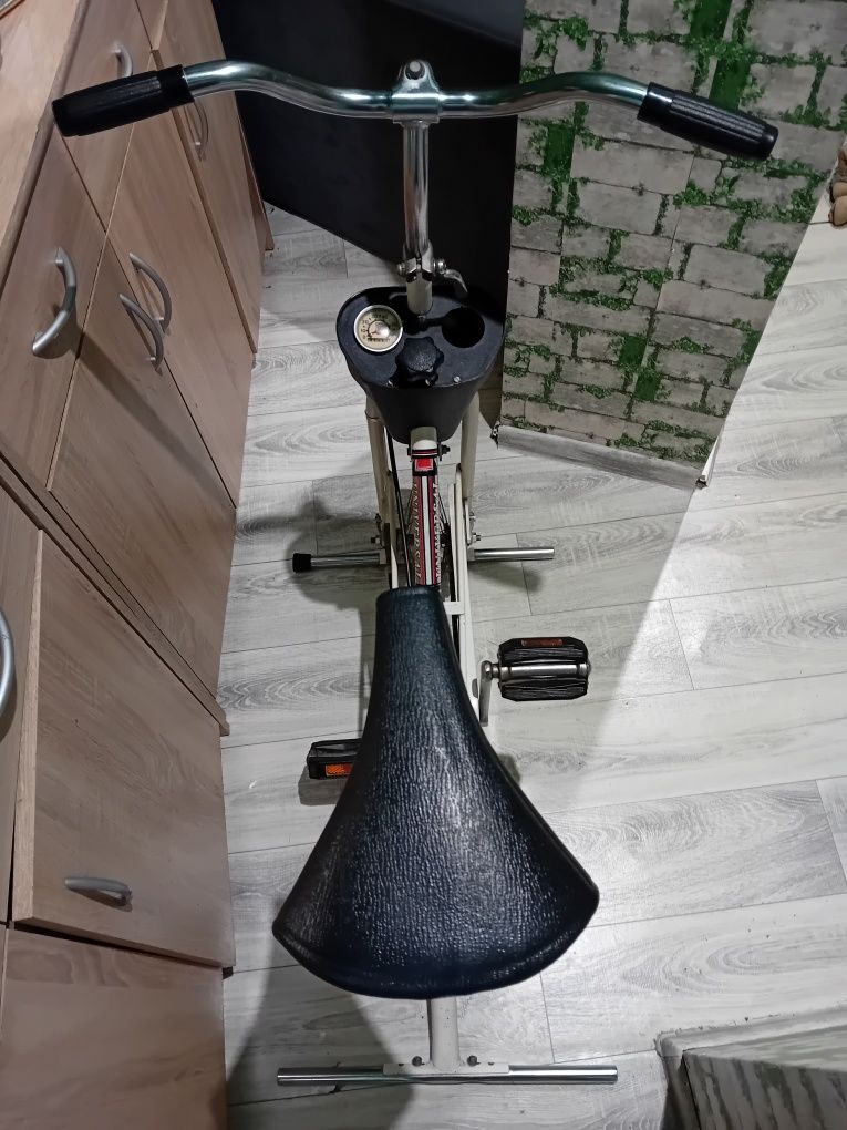 Rower stacjonarny Uniwersal Romet