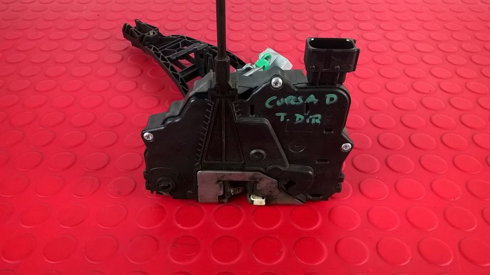 Fecho da Porta Trás Direito [Opel Corsa D]