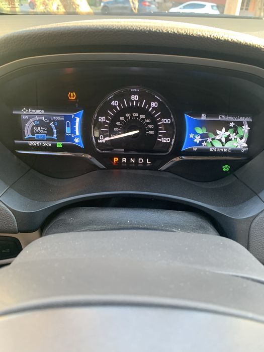 Lincoln MKZ гібрид (HEV) 2015