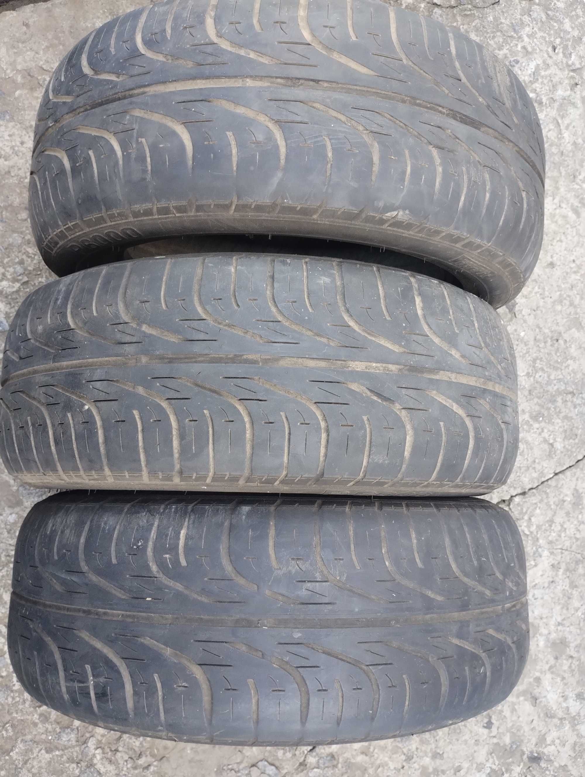 Продам шини б/у 205/55 R16 Pirelli