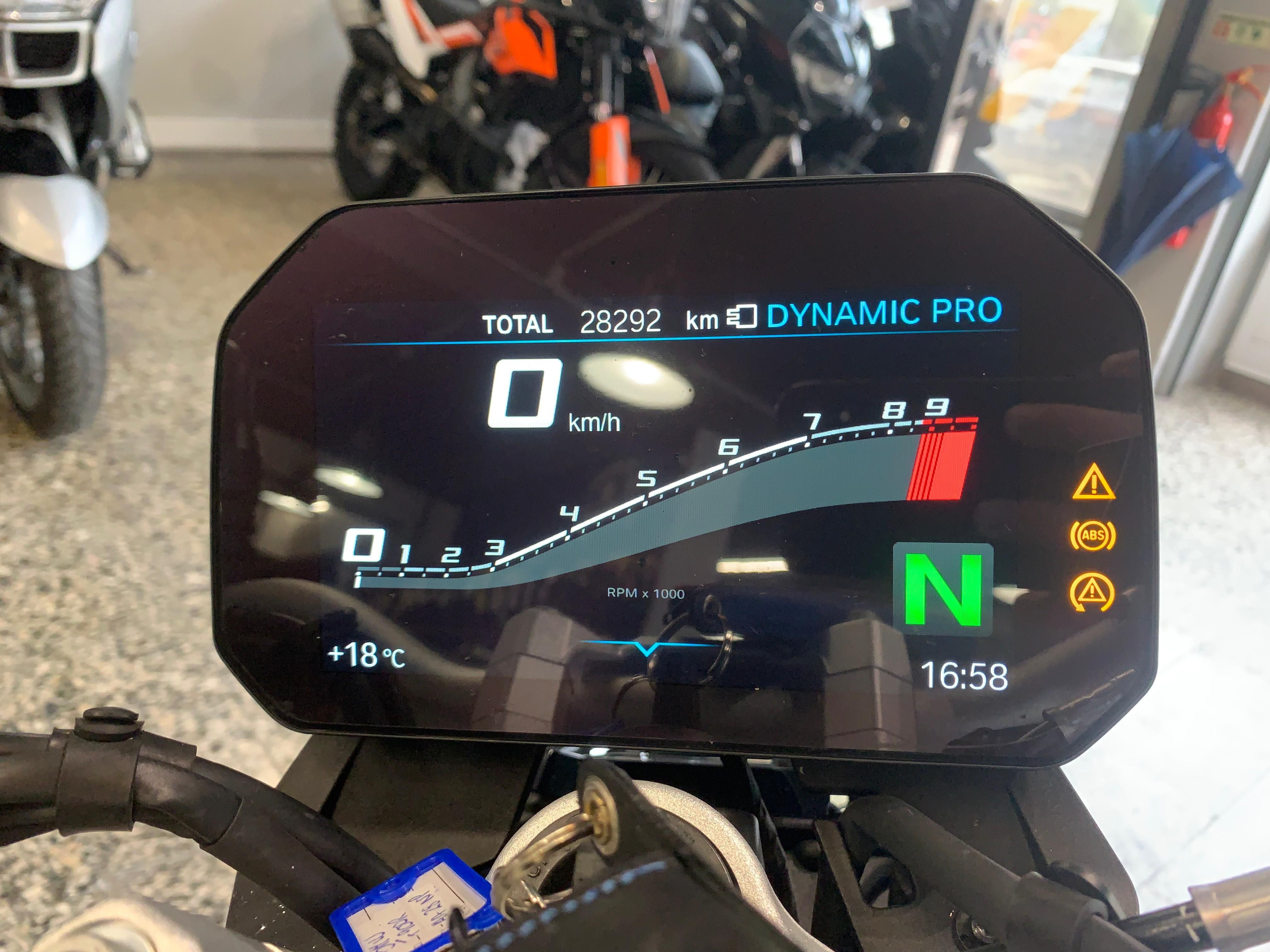 BMW F 900 R de 2020 Nacional Extras estado impecável