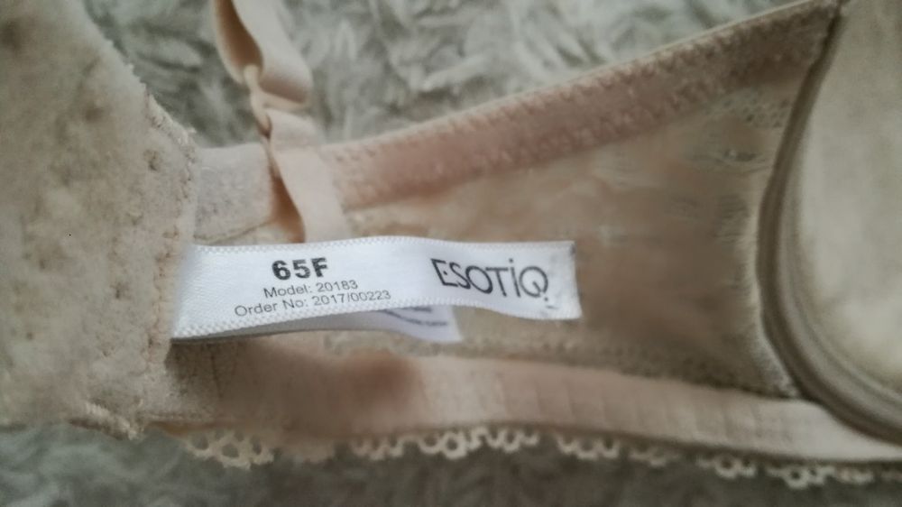 Biustonosz esotiq 65F