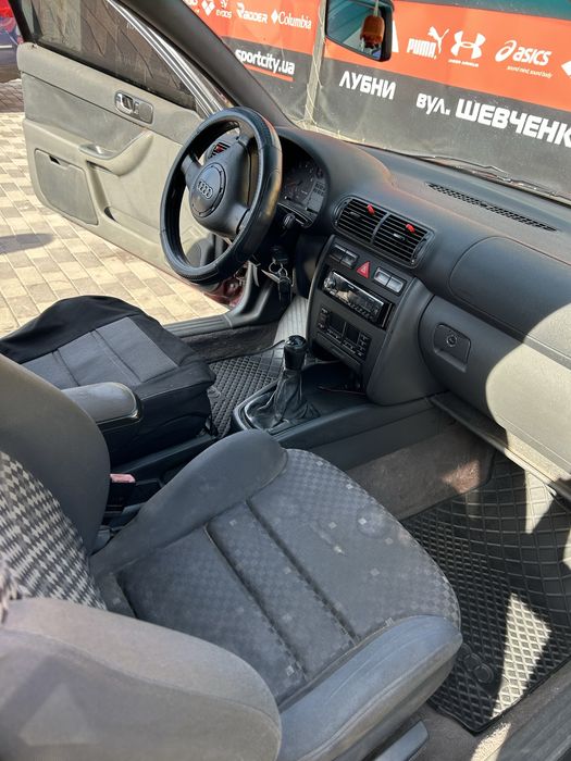 Продам своє авто ауді а3 1998