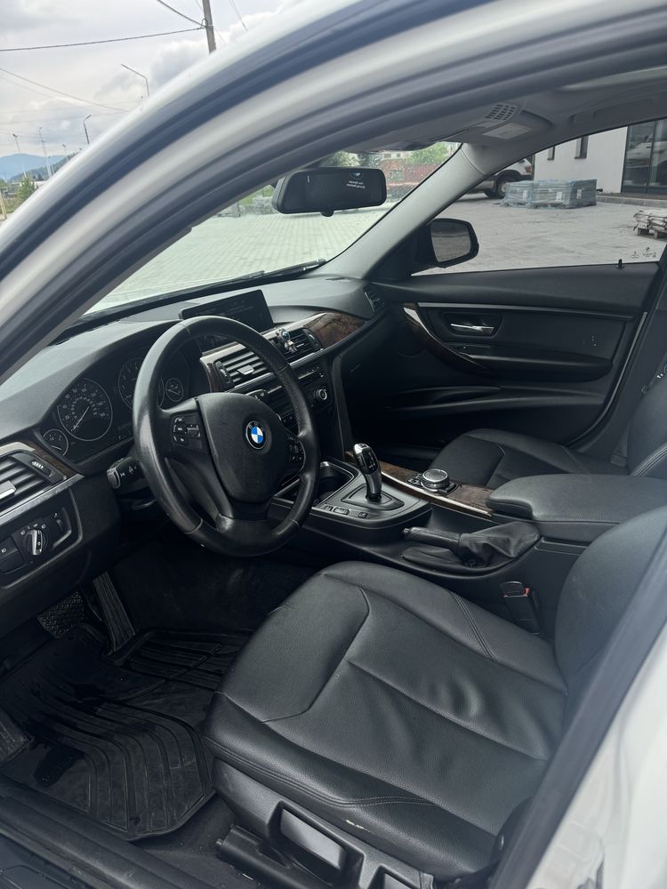 BMW 320i xDrive 2015