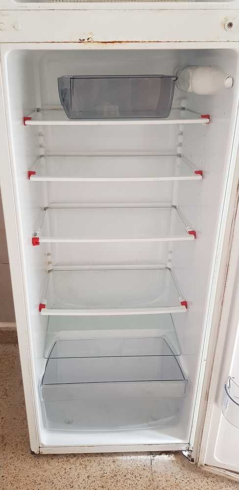 Frigorífico Orima 2 portas com congelador