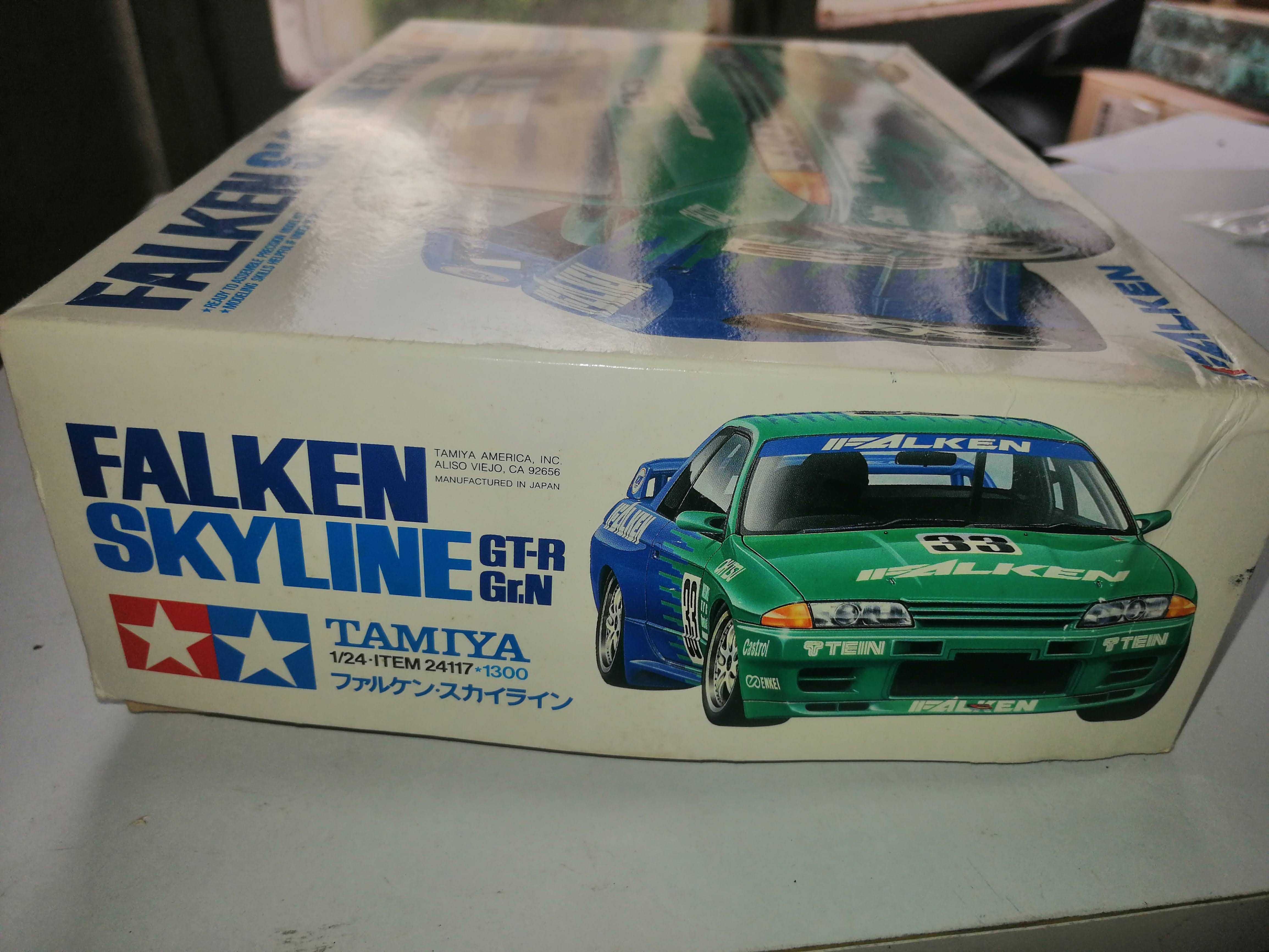 Falken Skyline GT-R Gr.N - 1:24 - Tamiya