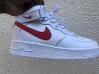 Tenis Nike Air Force 1,( n.41. Cor Branco e vermelho.Cano alto)