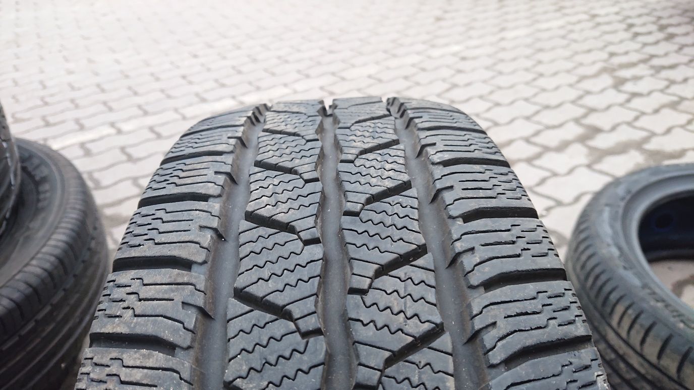 215/60 R17 C 109/107T Continental van contact winter 8,5mm 2019r