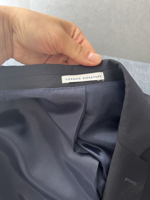 Чоловічий костюм від бренду voronin