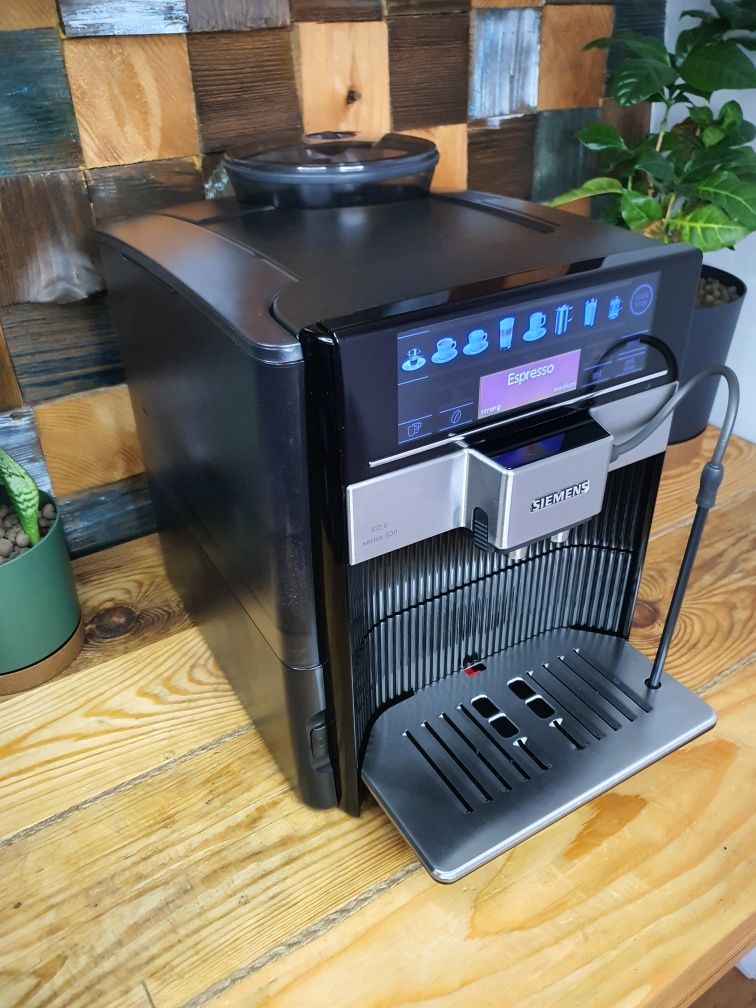 Piękny! Jak nowy, limitowana wersja eq.6 s500 19 bar! Siemens