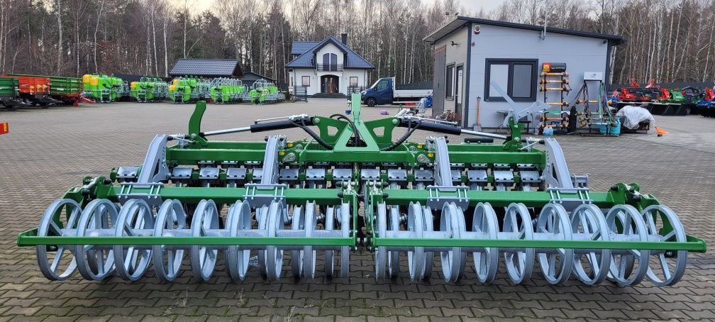 Brona talerzowa Megatron S 400 Tolmet hydrauliczna hydraulicznie skład