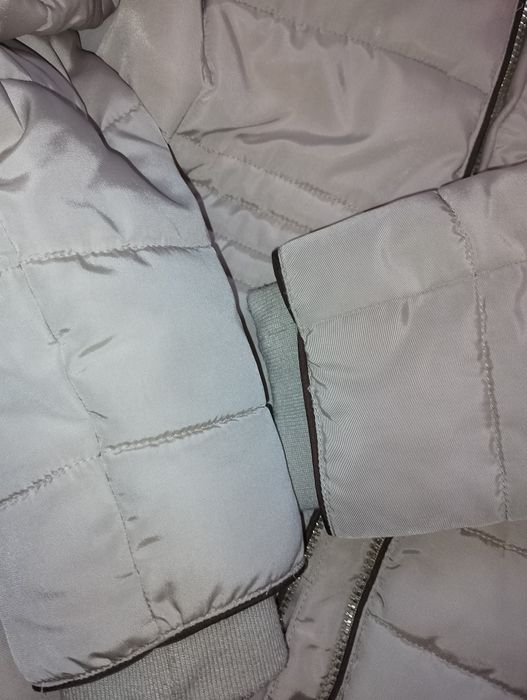 Зимова куртка жіноча