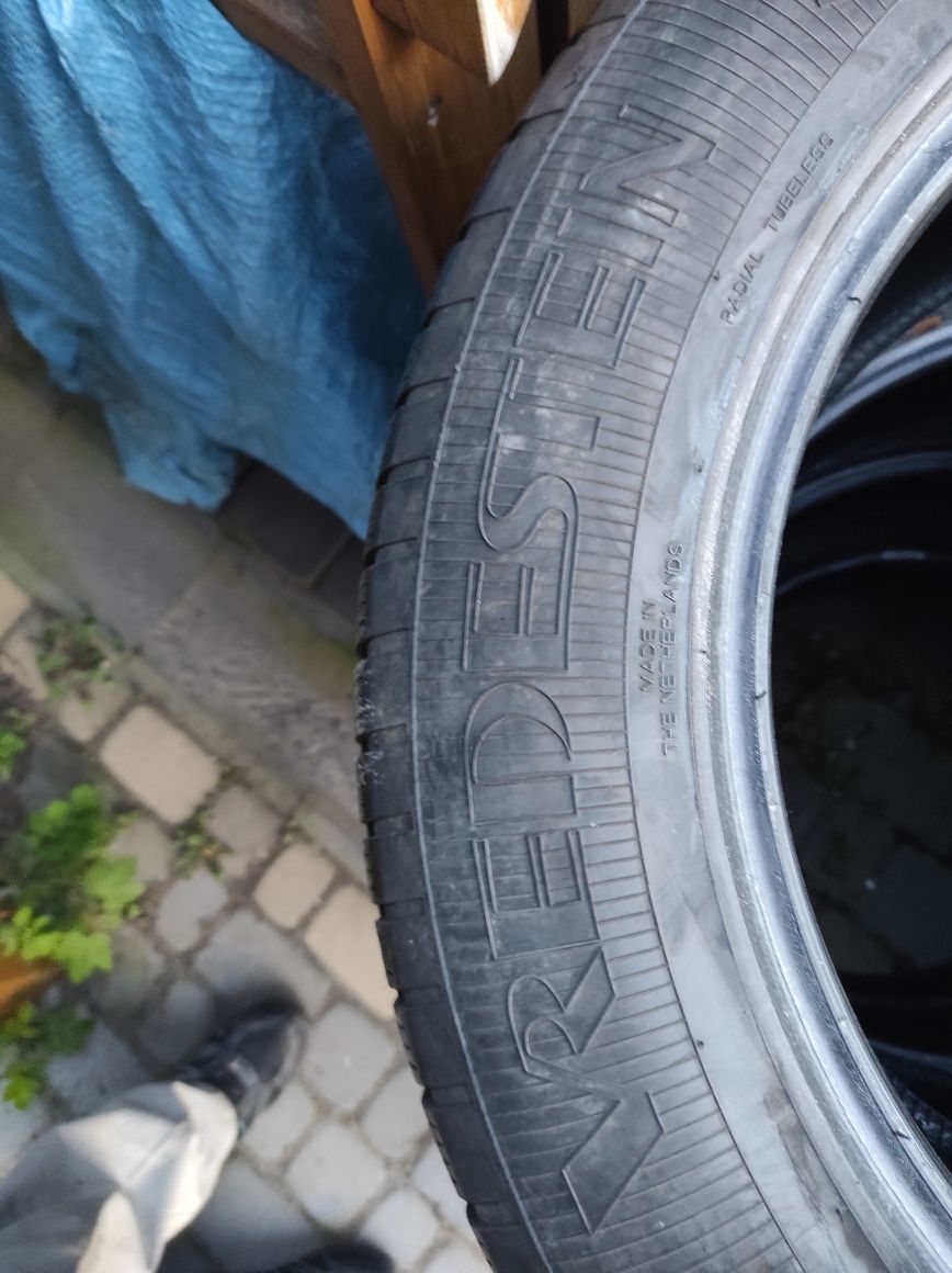 Opony Vredestein 255/55 R 18 wielosezonowe np. do BMW