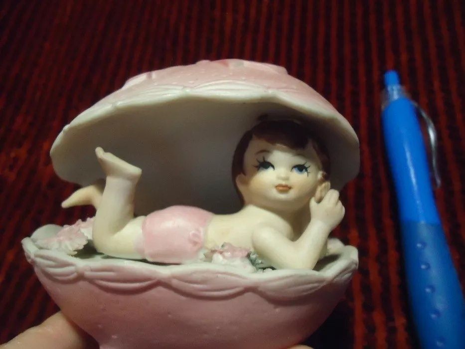 Bebé dentro do Ovo- Biscuit