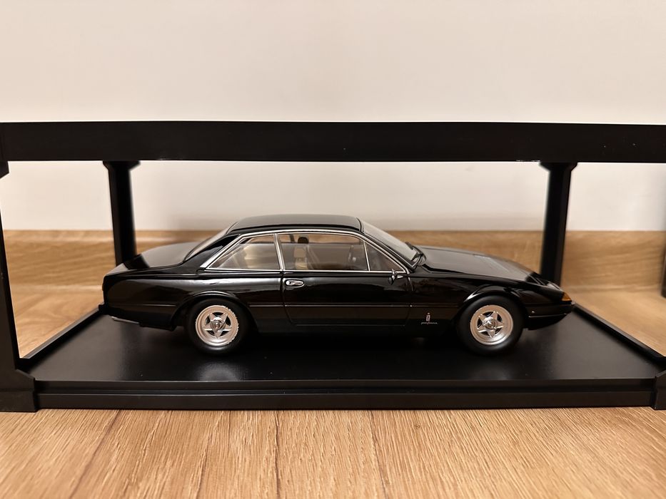 Ferrari 365 GTB 2+2 1:18 KK Scale
