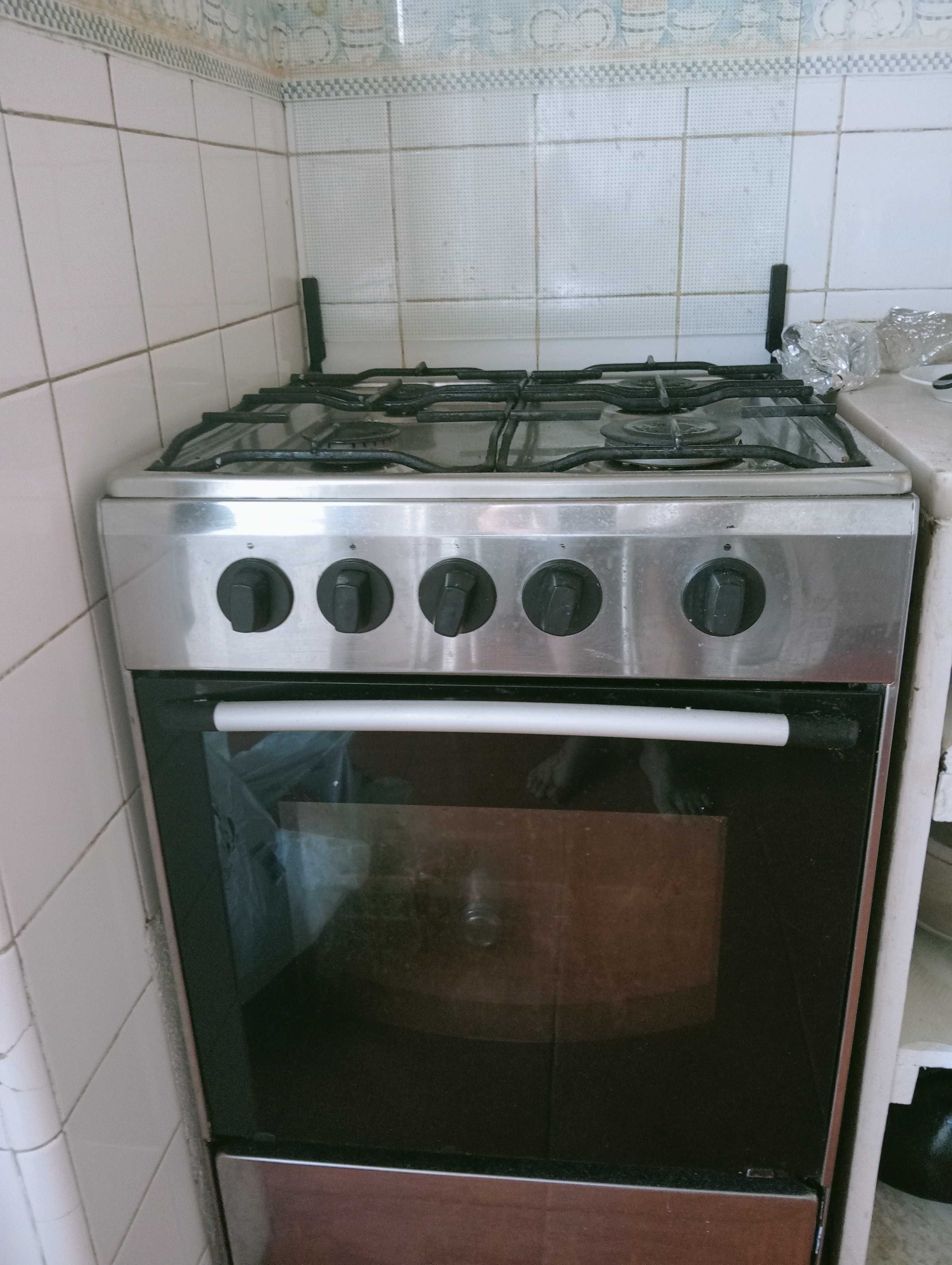 URGENT SALE – Household Items – Price Negotiable – Must Pick Up