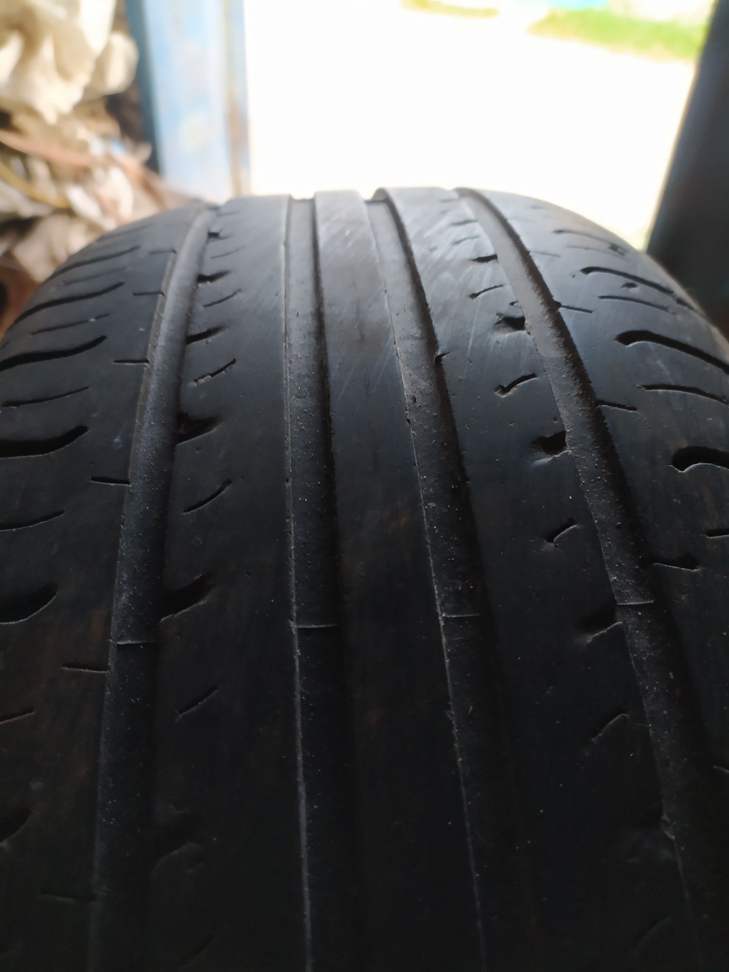 Продам комплект летних шин Hankook r16