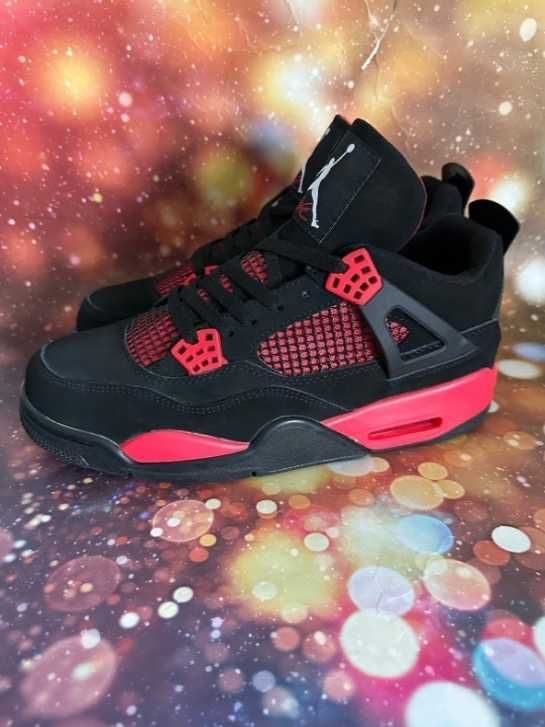 Jordan 4 Retro Red Thunder r.43