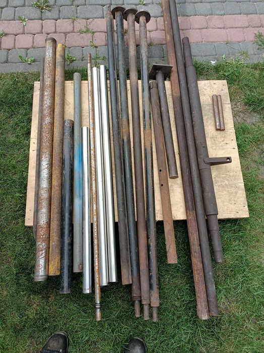 Wałki i rury stalowe różne typy