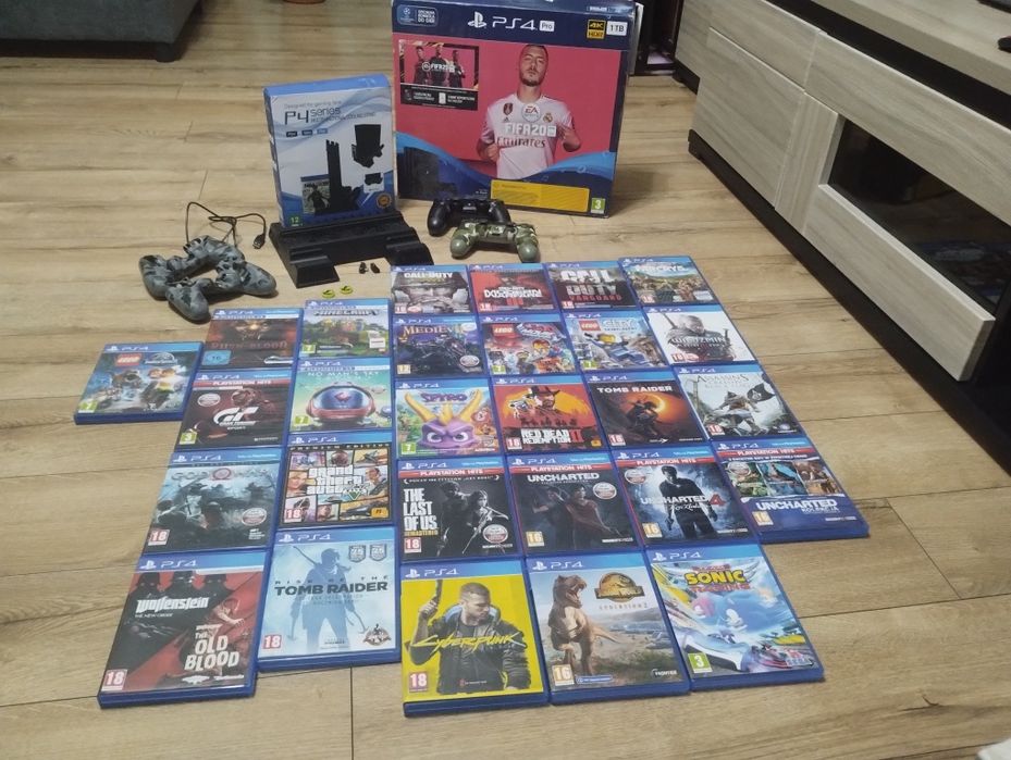 PlayStation 4 pro, dysk SSD 2TB