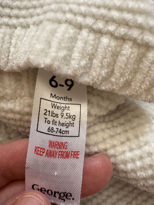 Теплий вʼязаний костюм