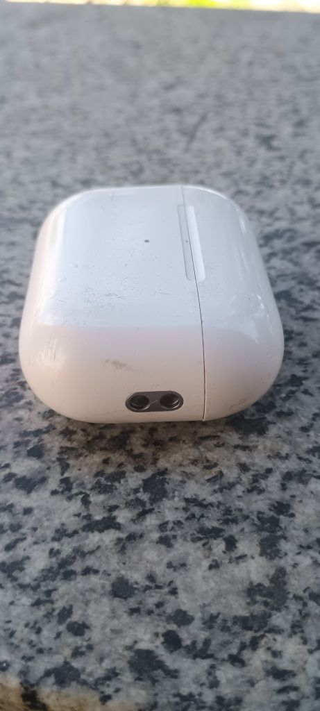 ПРЕДЛАГАЙТЕ ЦІНУ. кейс для Apple AirPods Pro 2-го покоління