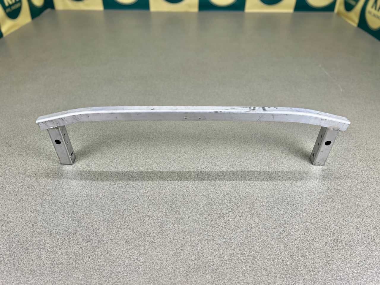 Підсилювач переднього бампера - BMW X5 / X6 / X7 ( G05 / G06 / G07 )