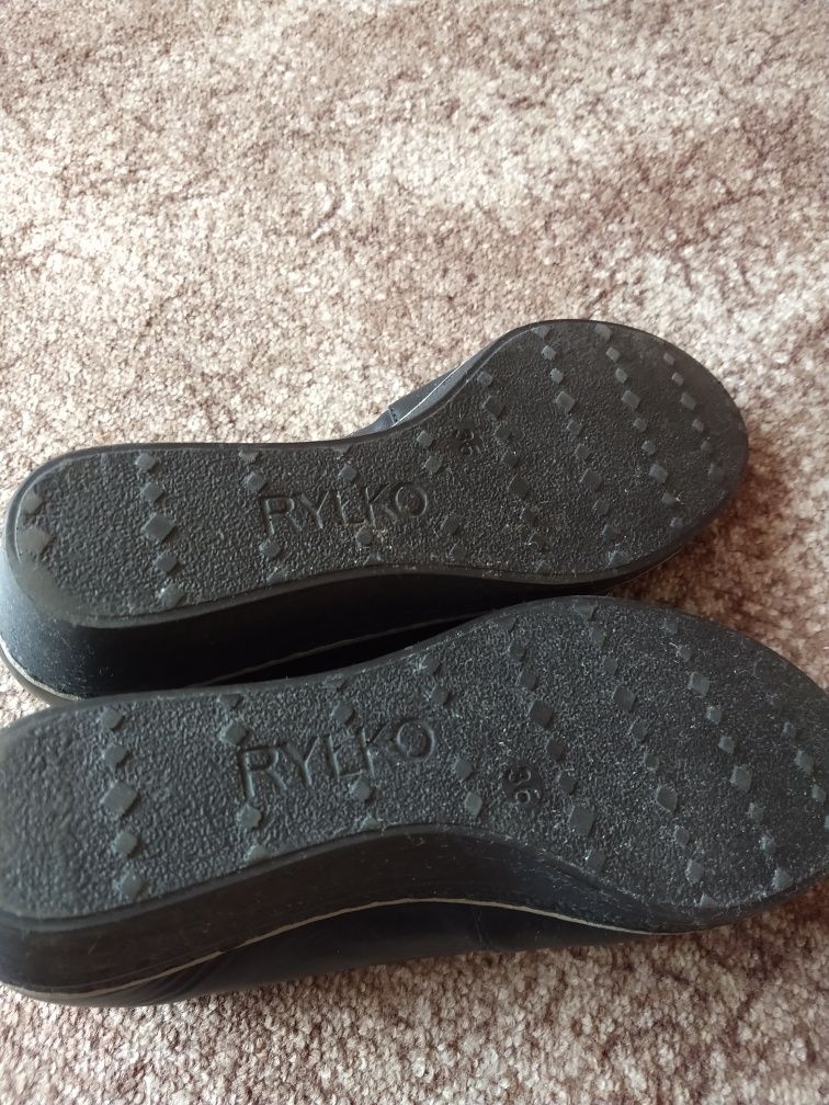 Buty firmy Ryłko ze skóry